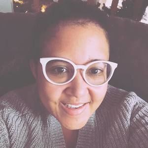 Meet your Posher, Chloe